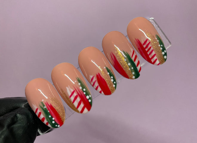 A Very Merry Christmas Nail Art
