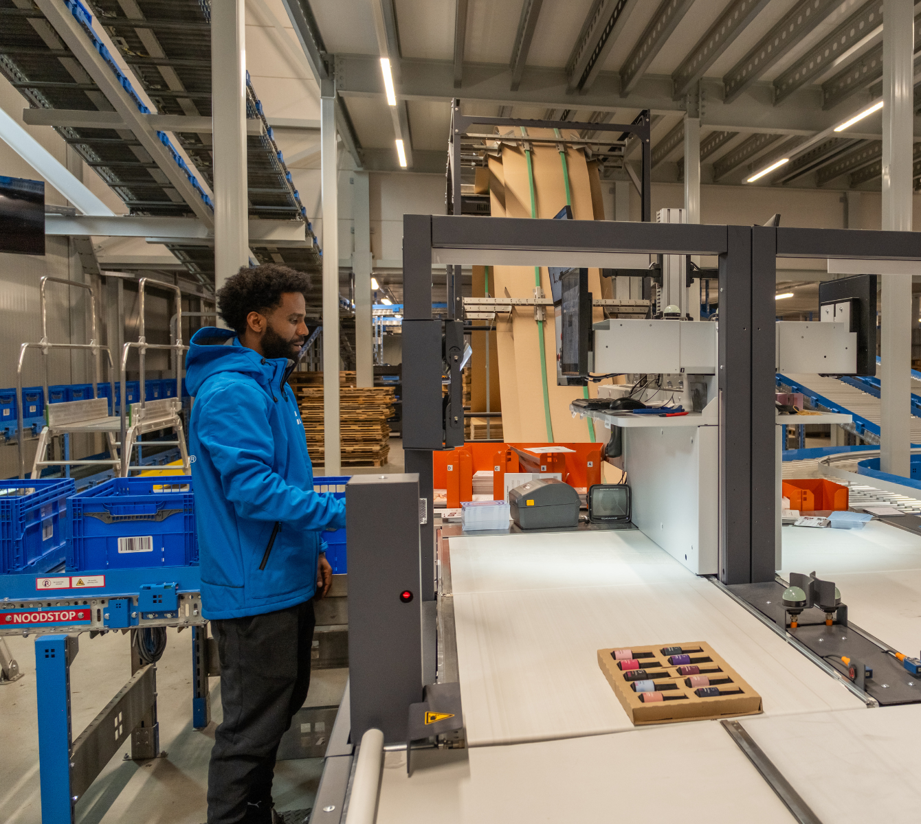 Pink Gellac Relocates Logistics to Monta’s State-of-the-Art Fulfilment Center