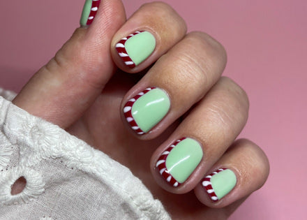 Candy Cane Nail Art