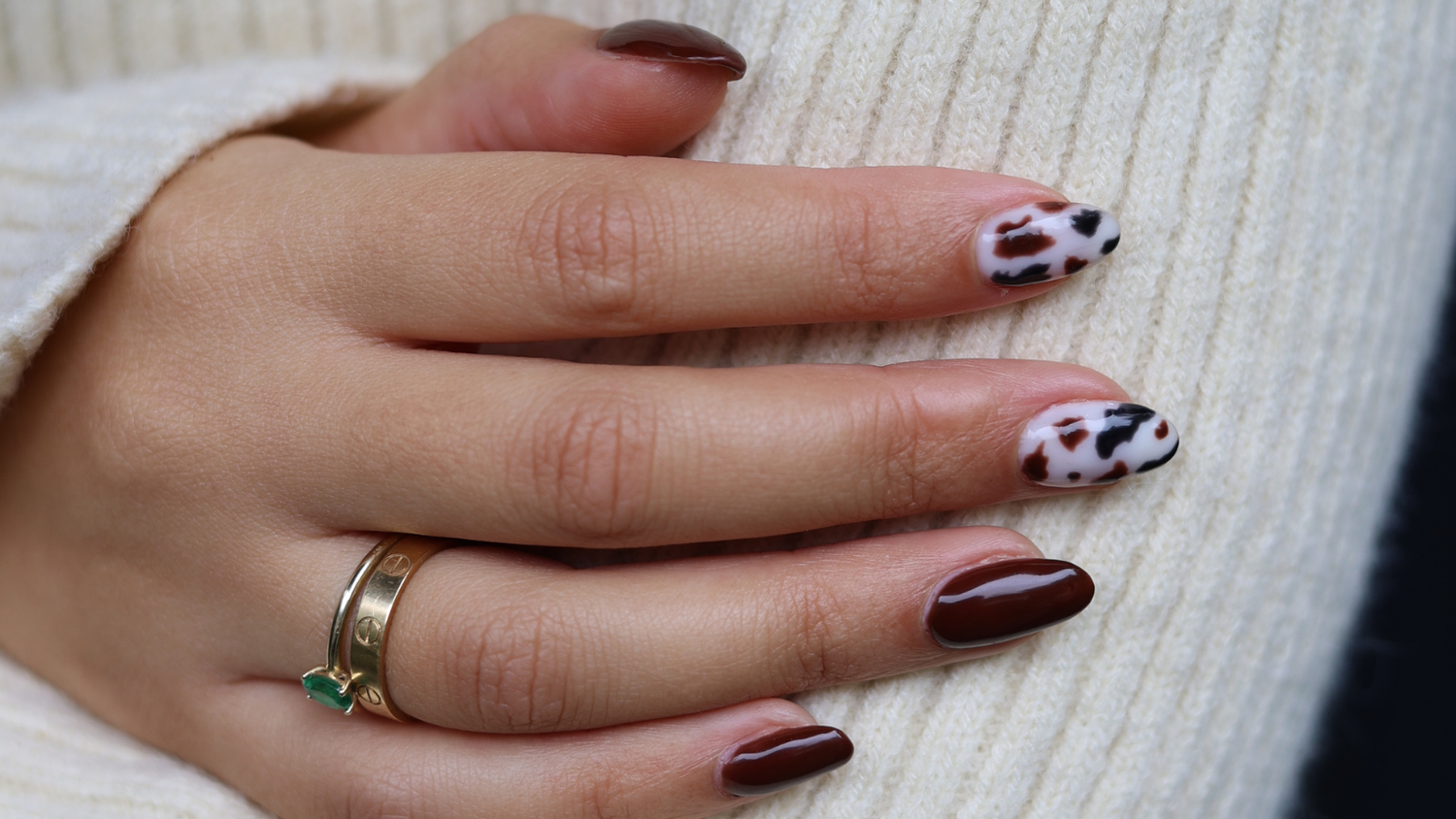 Creative Nail Designs for Autumn 2025