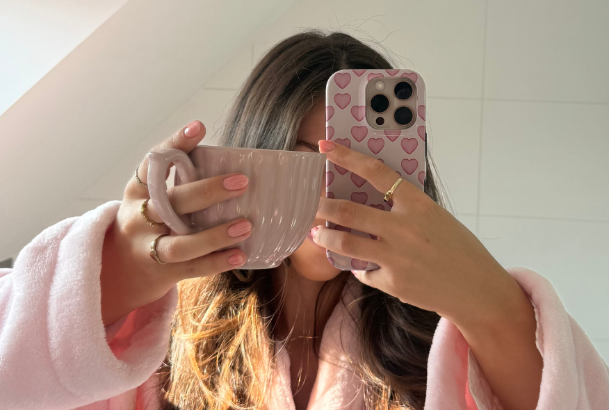 Wear your nails like a Victoria Secret Super Model