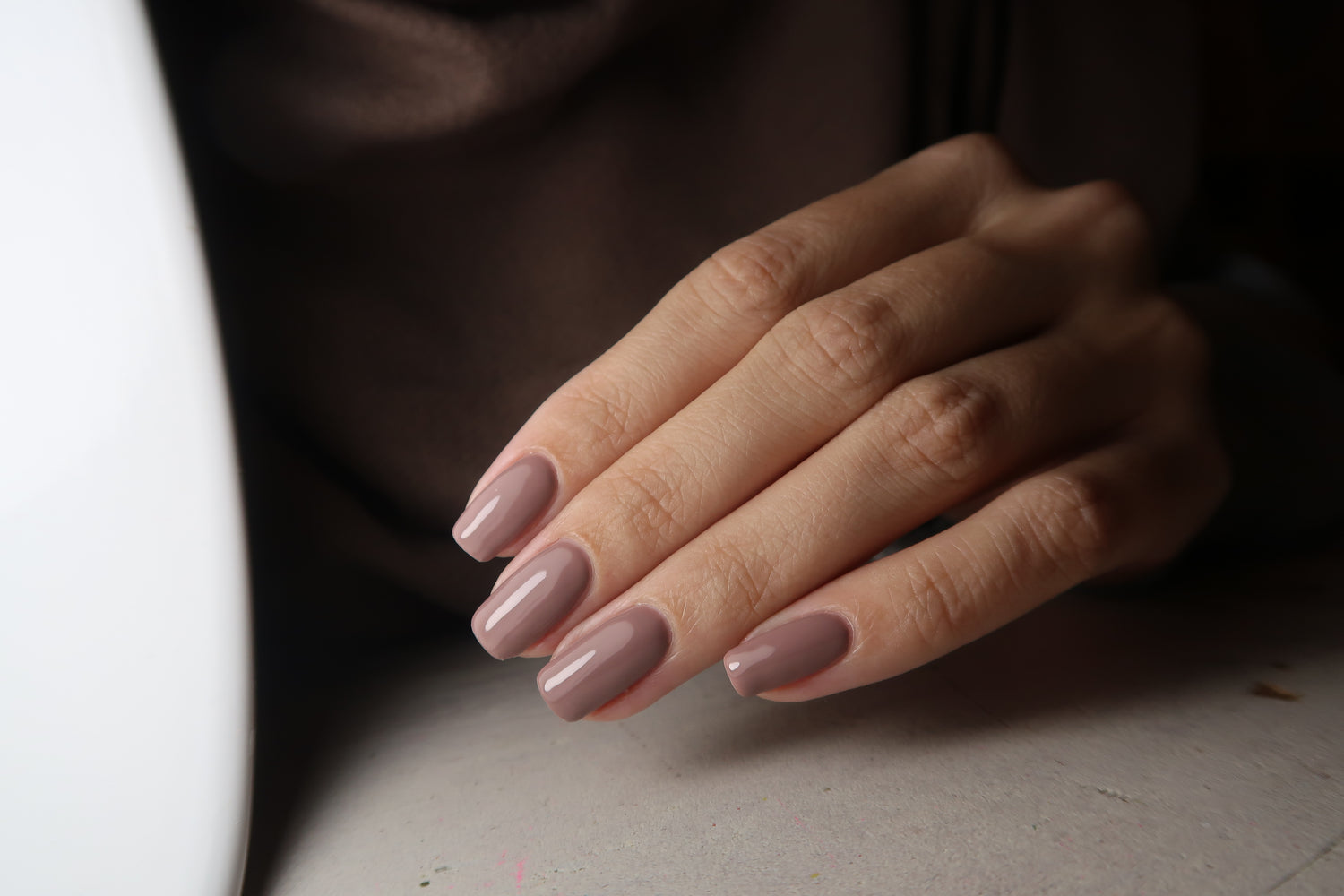 #256 Creamy Taupe