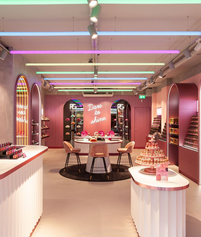 Colour Boutique Eindhoven Pink Gellac