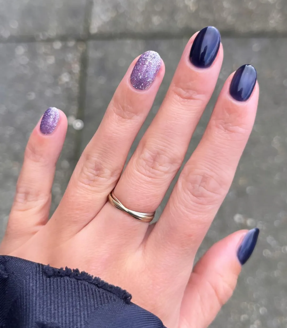 Manicured nails painted with Pink Gellac 469 Platinum Lavender gel polish.