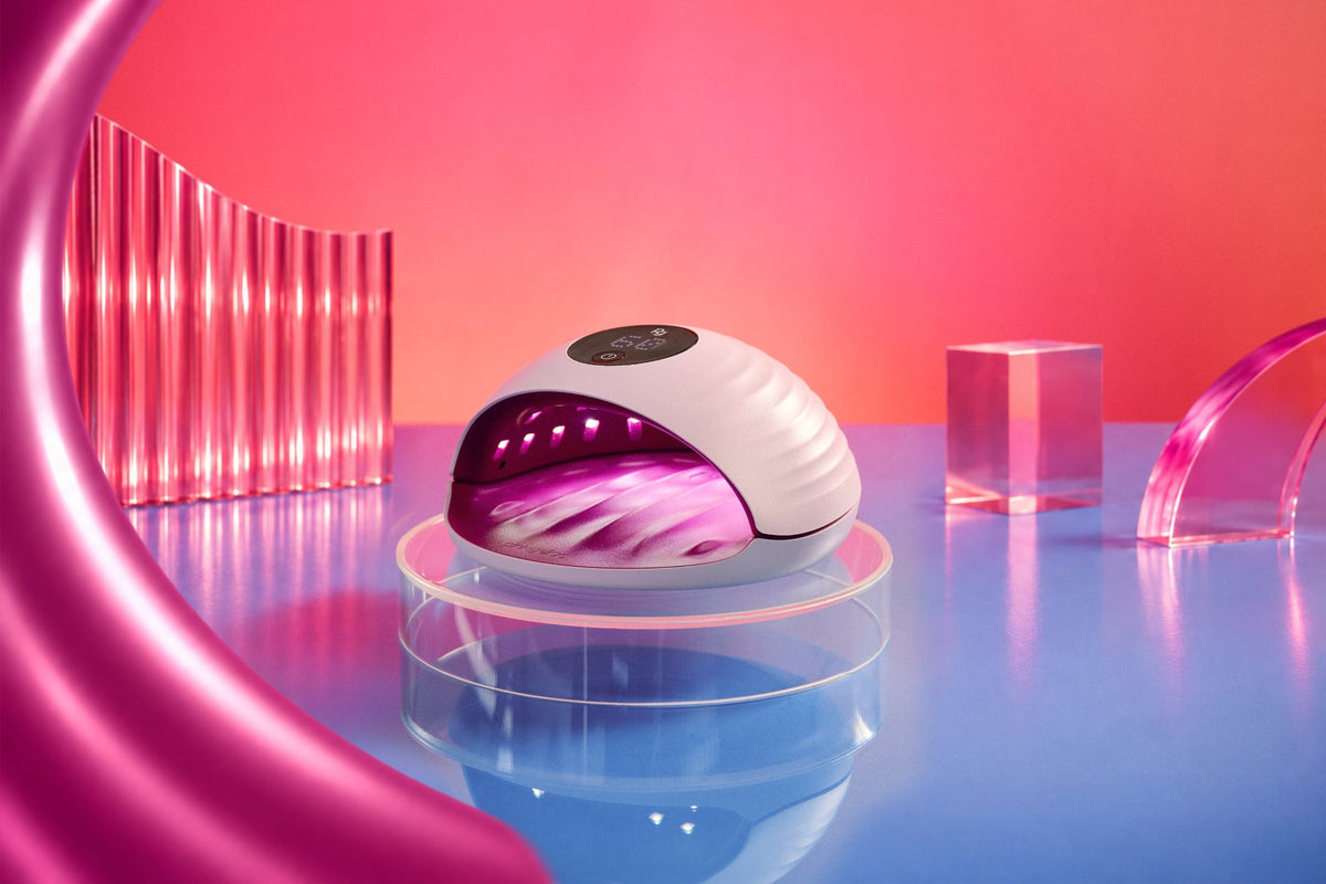 The new Cocoon LED lamp by Pink Gellac