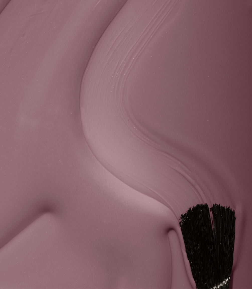 Close-up of Pink Gellac 280 Desert Lila gel polish texture.