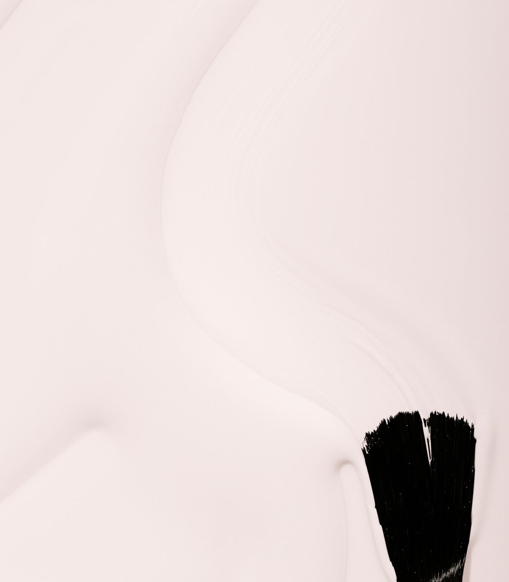 Close-up of Pink Gellac Build it Base Silky White texture.