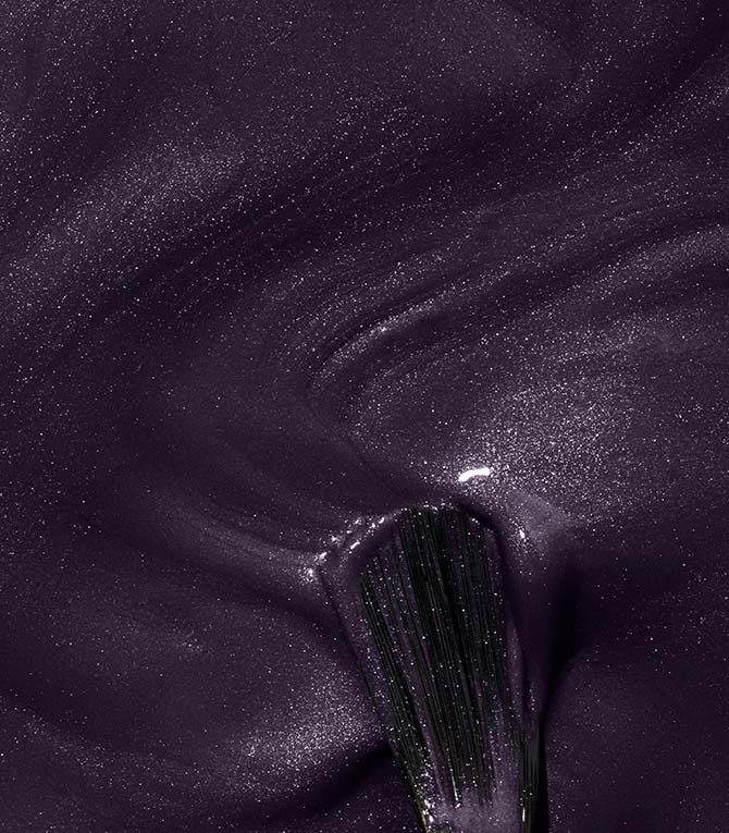 Close-up of Pink Gellac 119 Velvet Purple gel polish texture.