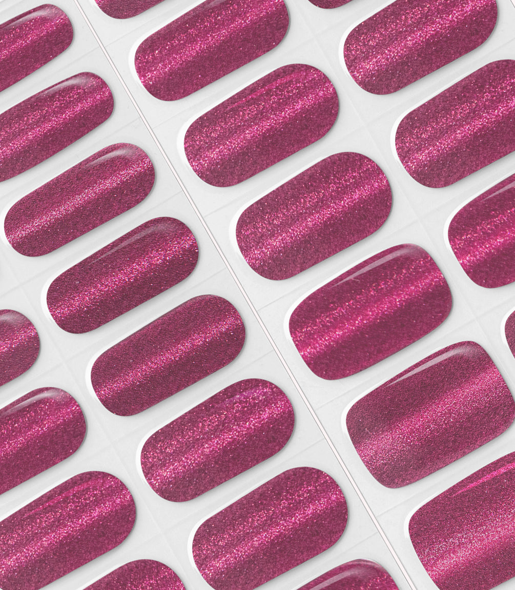 Close-up of the Pink Gellac 027 Cat Eye Flamenco Red gel nail sticker sheet.