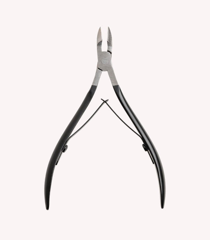 Close-up of the Pink Gellac Cuticle Nipper.