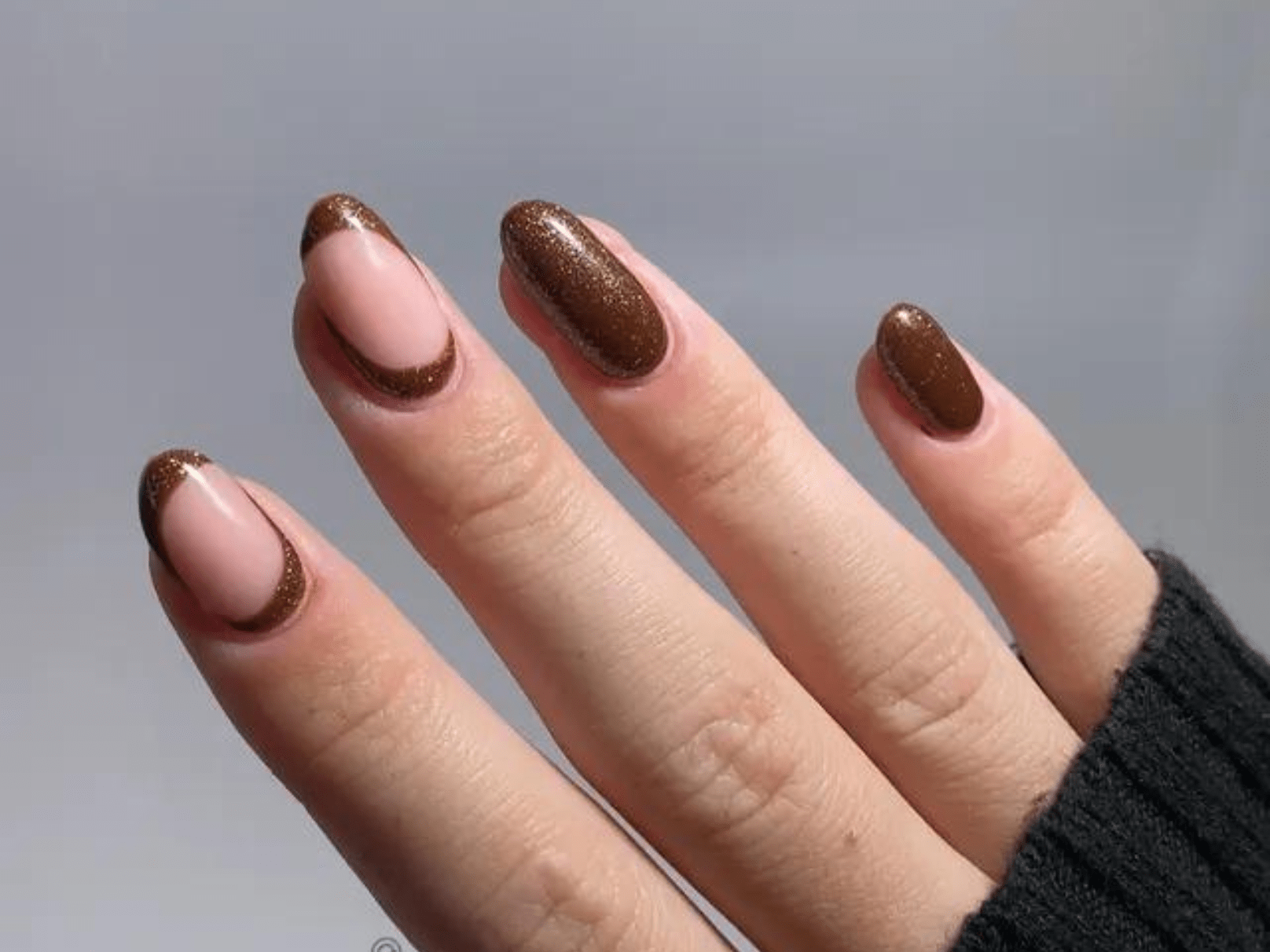 Cinnamon Glitter French